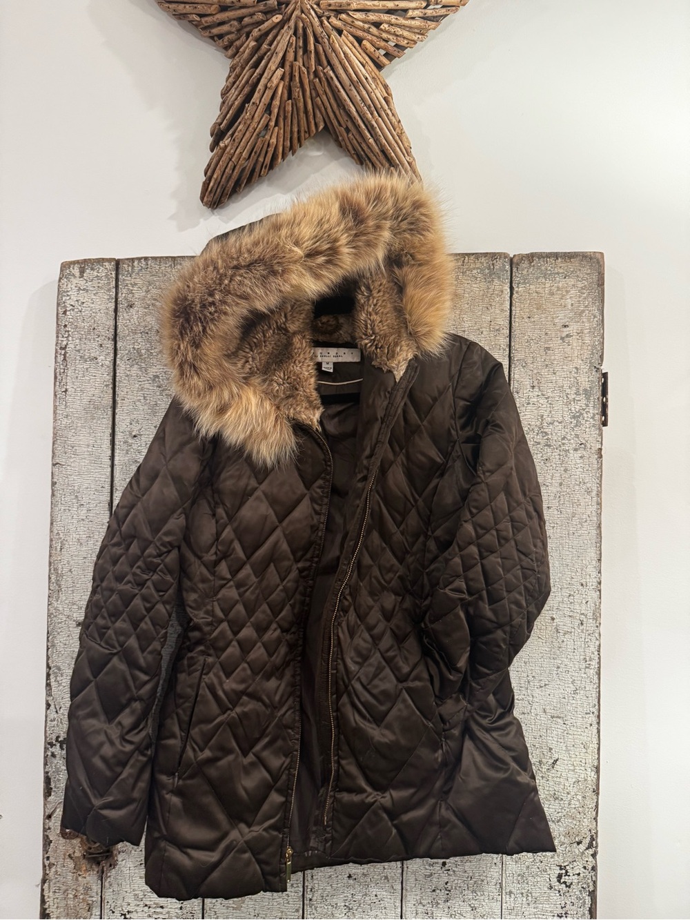 Laundry by Shelli Segal M Down Puffer Coat Genuine Fox Fur Hood Brown